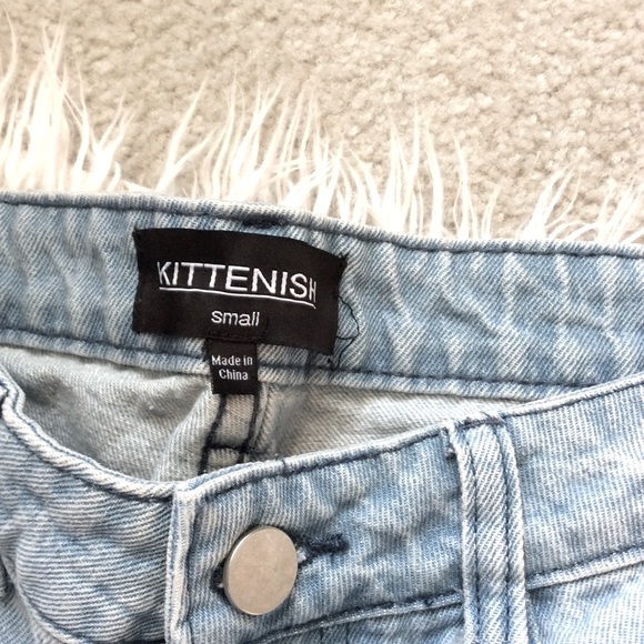 Kittenish Distressed Ansley Denim Joggers - Picture 9 of 12